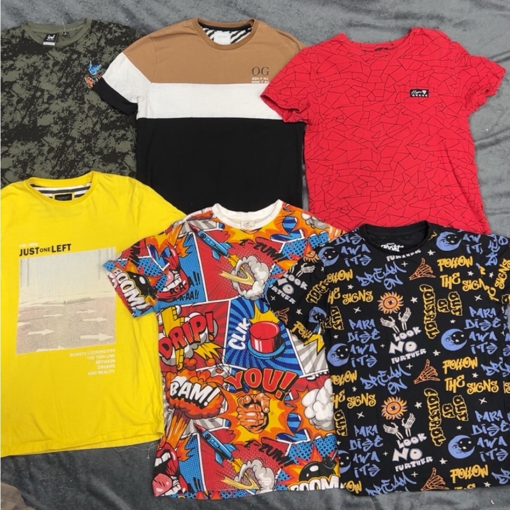 Men’s Urban Graphic T-shirts - size small
